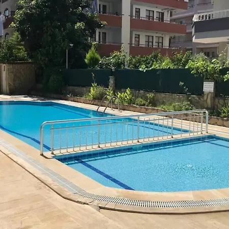 Duplex 4+1 With Pool Nearby The Beach דירה *