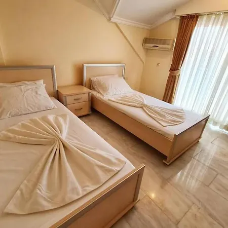 Duplex 4+1 With Pool Nearby The Beach אלאניה