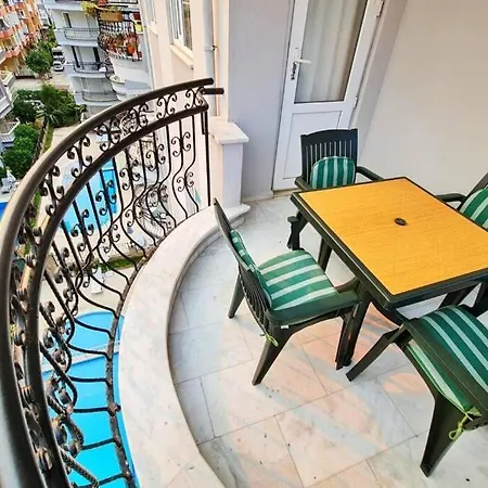 Duplex 4+1 With Pool Nearby The Beach דירה אלאניה